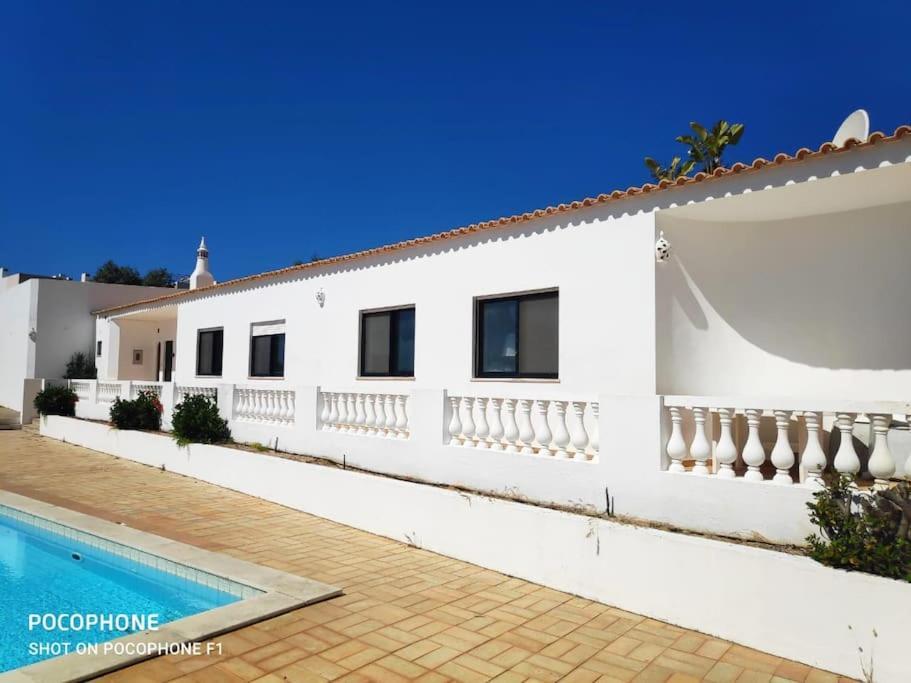 Blue Skies Villas 1&2 Mexilhoeira Grande Buitenkant foto