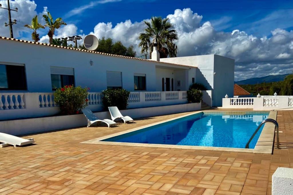 Blue Skies Villas 1&2 Mexilhoeira Grande Buitenkant foto