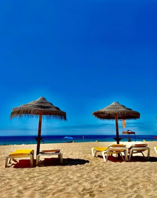 Blue Skies Villas 1&2 Mexilhoeira Grande Buitenkant foto